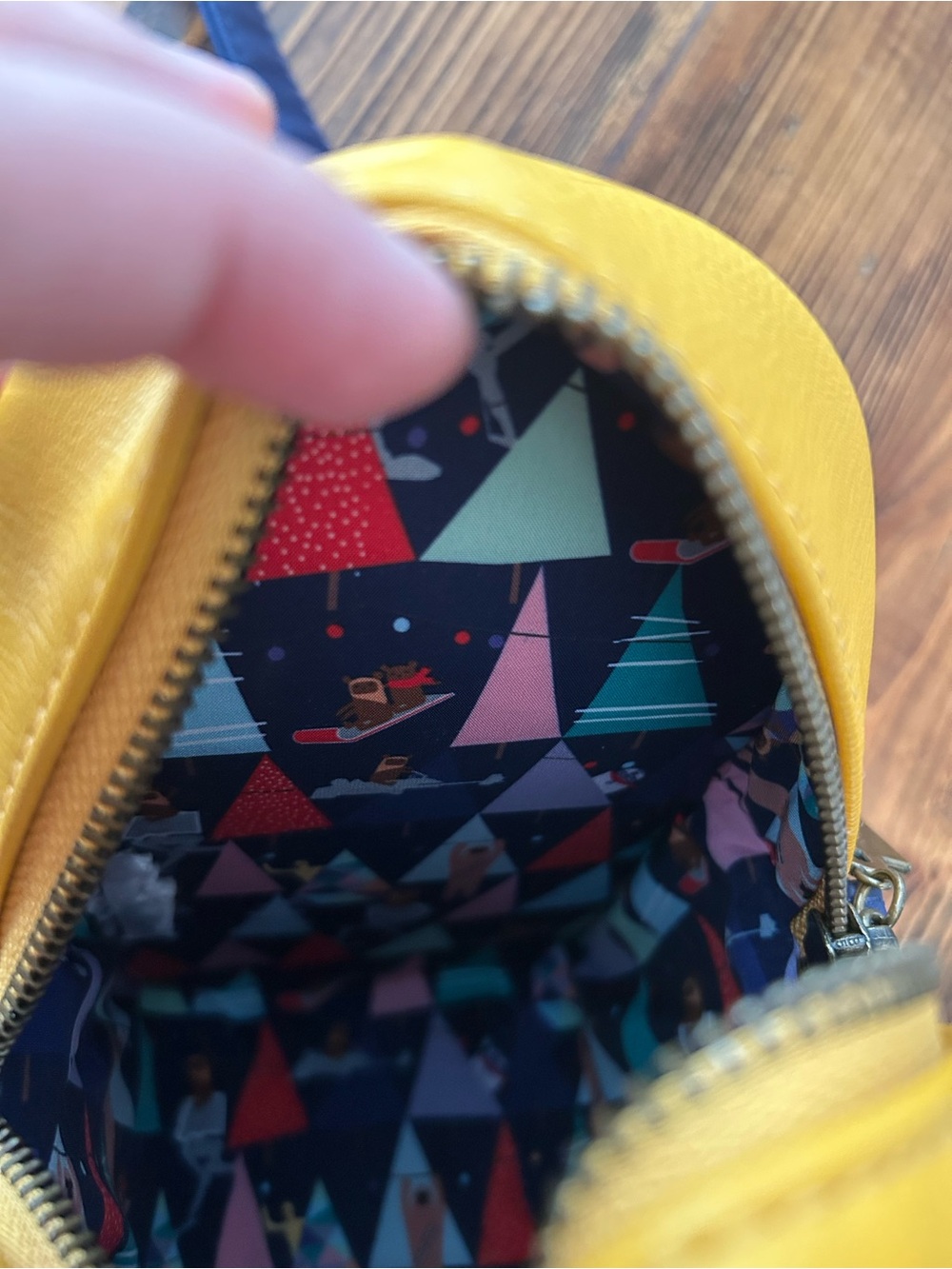 Disney Parks Loungefly Star Wars Chewbacca Gingerbread crossbody bag - Picture 3 of 4